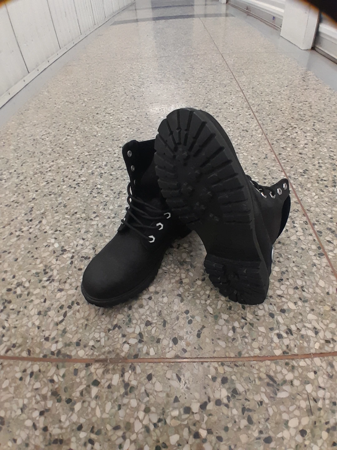 Timberland Black Lace-Up Boots Women's Size 8 - photo 5