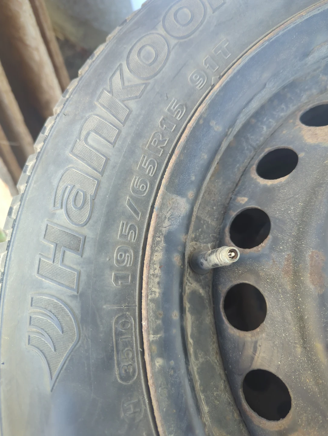 4 Hankook i-Pike Winter Tires on Steel Rims - photo 3
