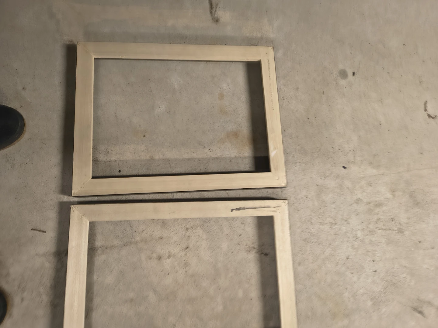Set of two black wooden frames - photo 2