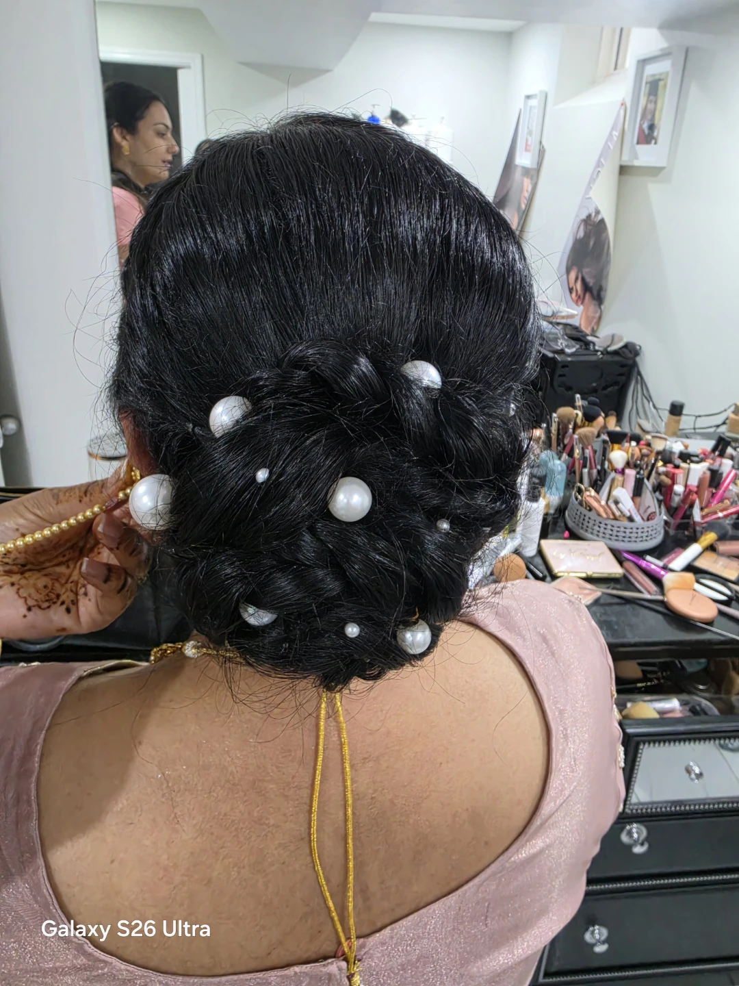 Makeup and hair style - photo 5