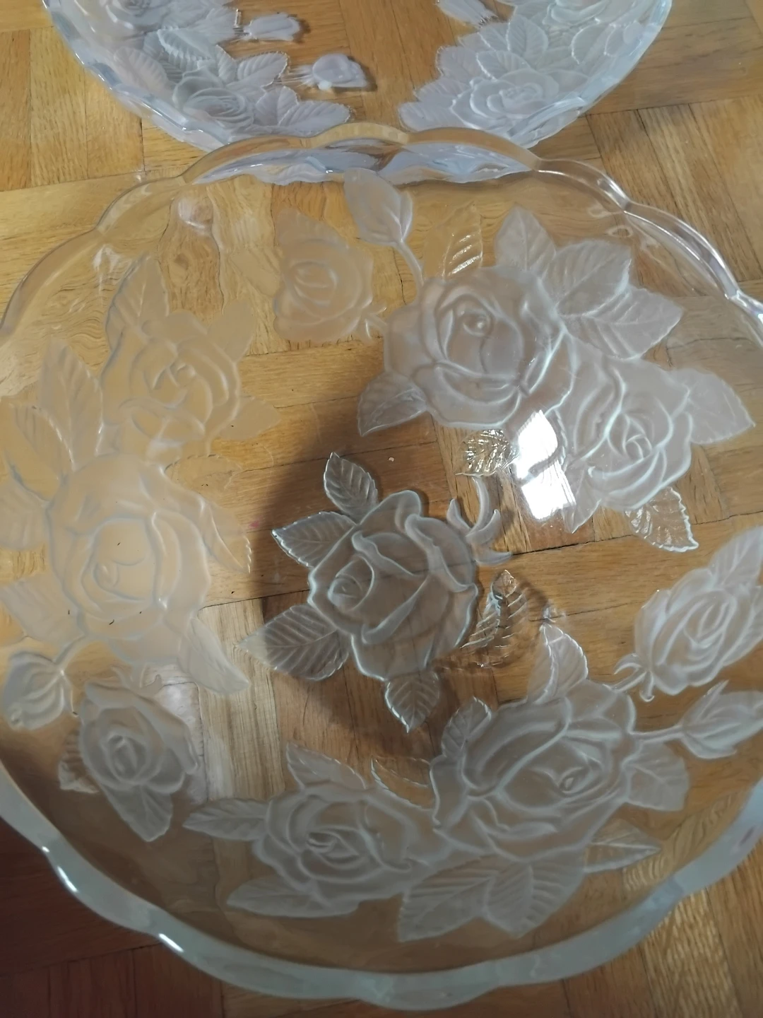 Frosted Glass Rose Motif Serving Set - photo 3