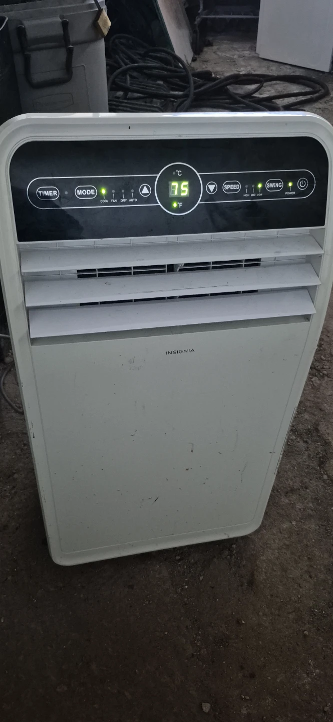 Insignia Portable Air Conditioner 10000BTU