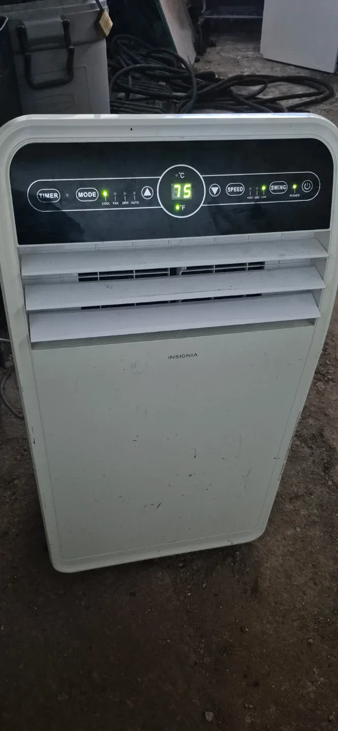 Insignia Portable Air Conditioner 10000BTU
