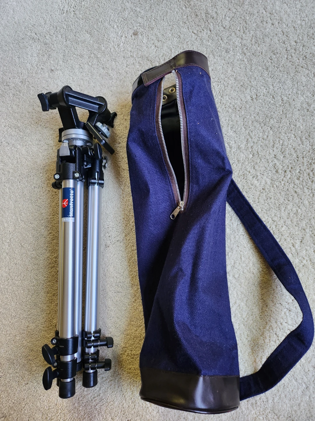 Manfrotto 190 Professional Tripod