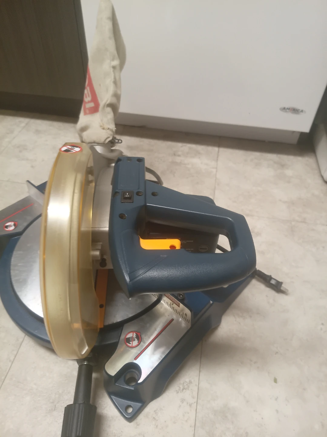 Ryobi 10-inch Compound Miter Saw - photo 3