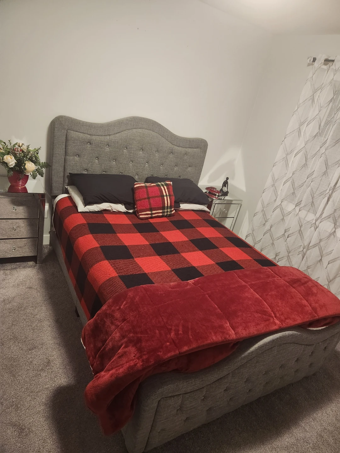 Grey Fabric Upholstered Button-Tufted Bed Frame - photo 2