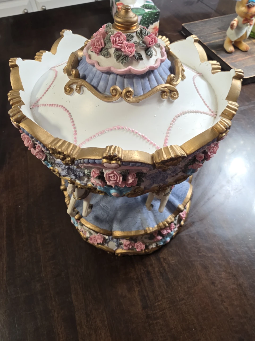 Vintage Rose Carousel Musical Figurine - photo 3