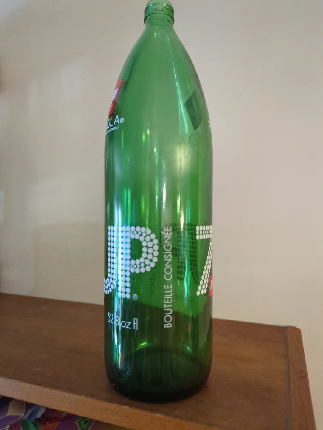 Vintage 7Up Green Glass Bottle 1.5 Litres - photo 3