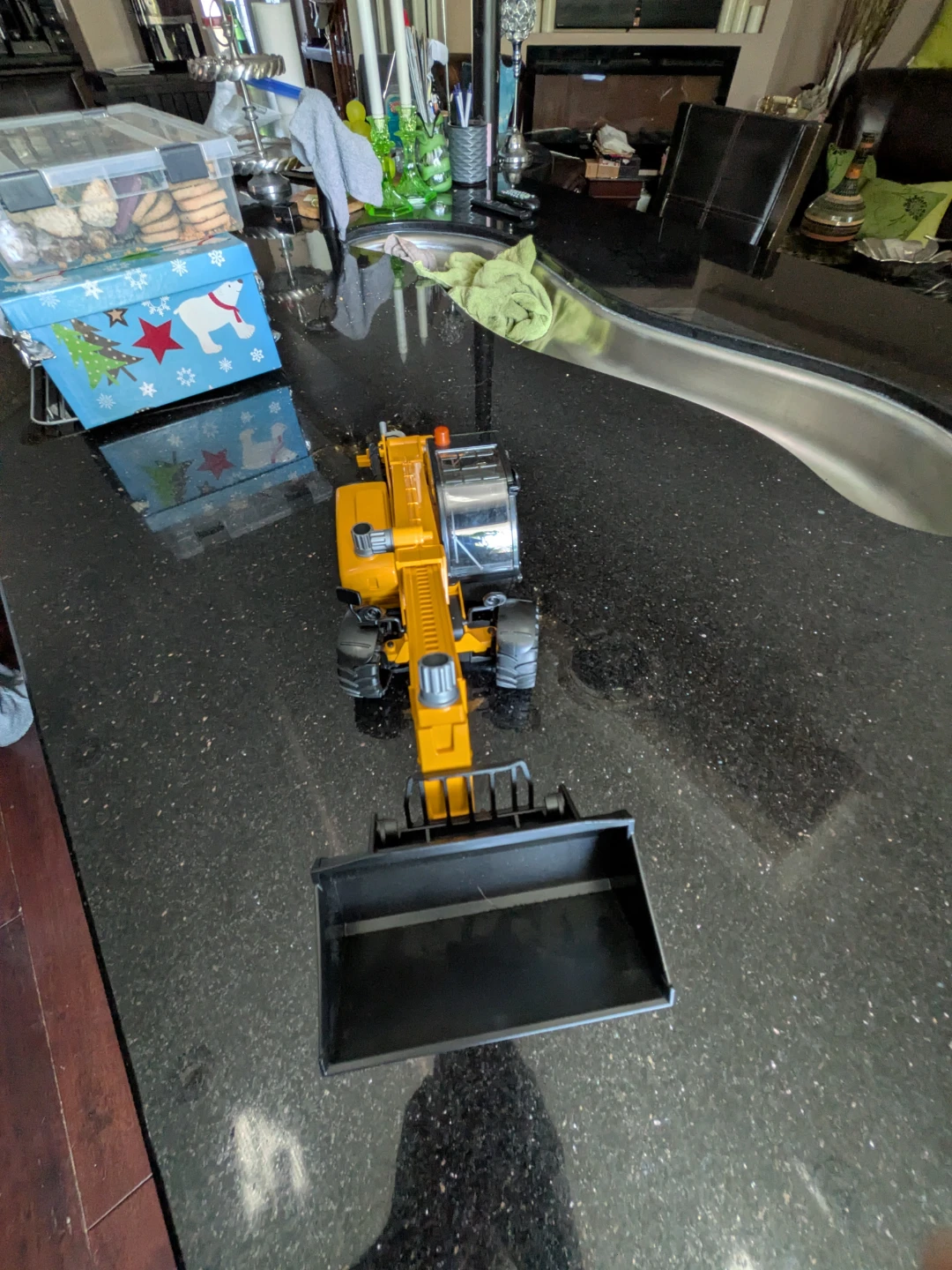 CAT Telehandler Toy - photo 4
