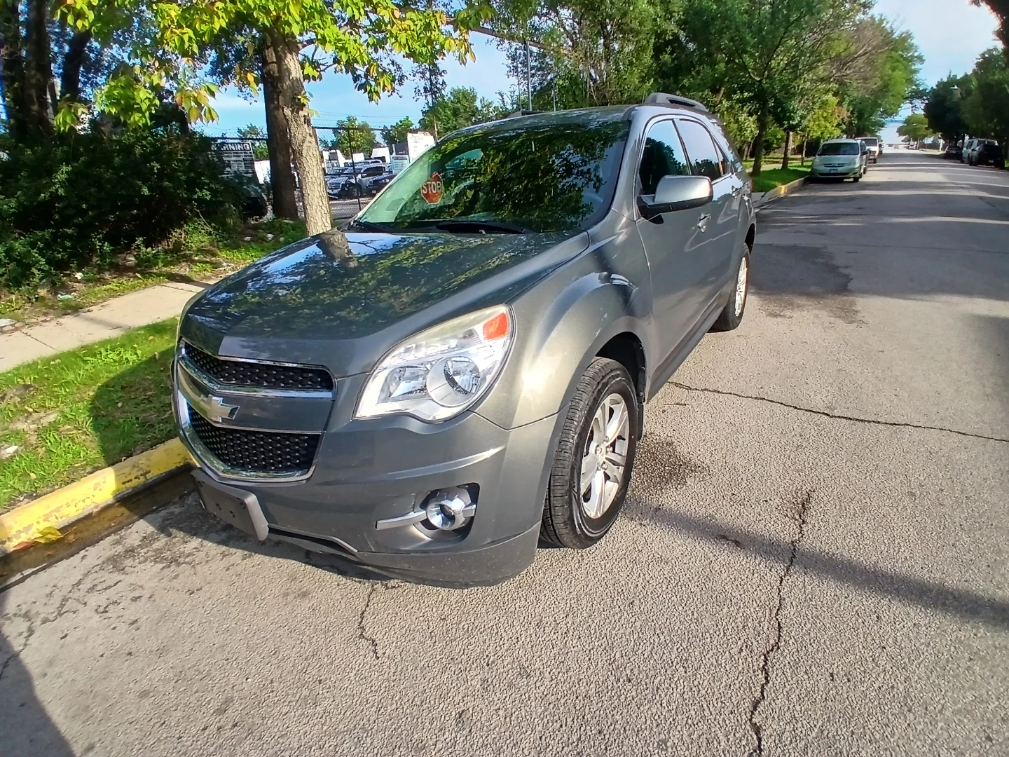 Chevrolet Equinox LT - photo 2