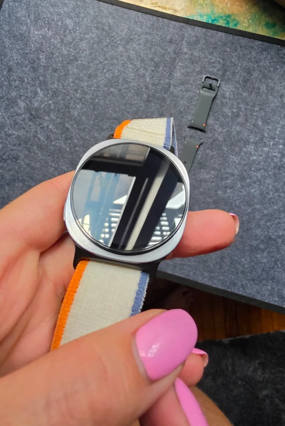 Samsung Galaxy Watch 8 with Two Bands 🏈 - photo 2