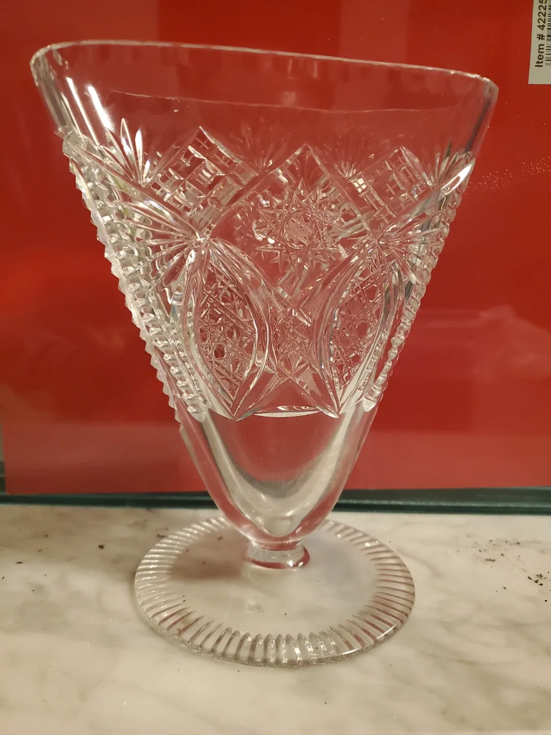 Vintage Cut Glass Crystal Vase🏈 - photo 4