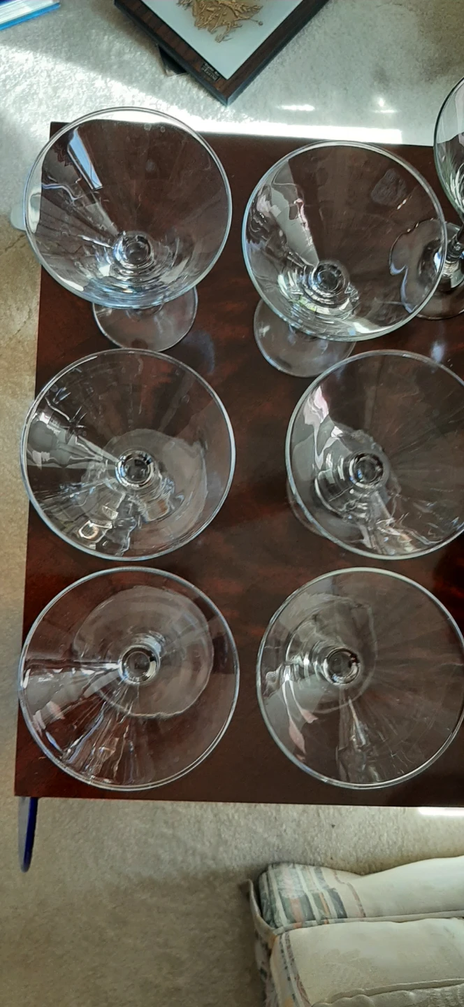 6 Thick Stemmed Martini Glasses. - photo 2