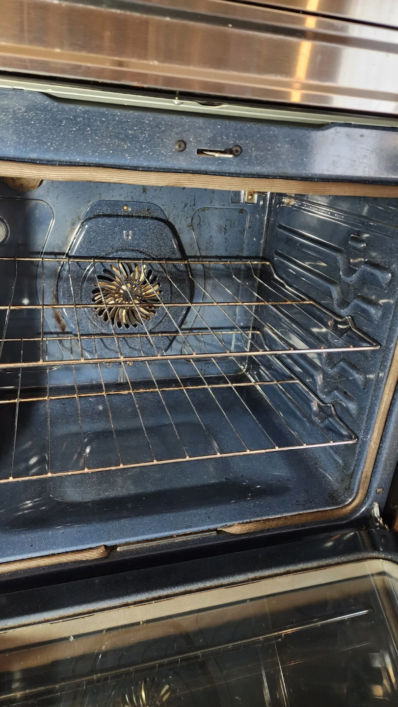 Samsung stove - photo 2