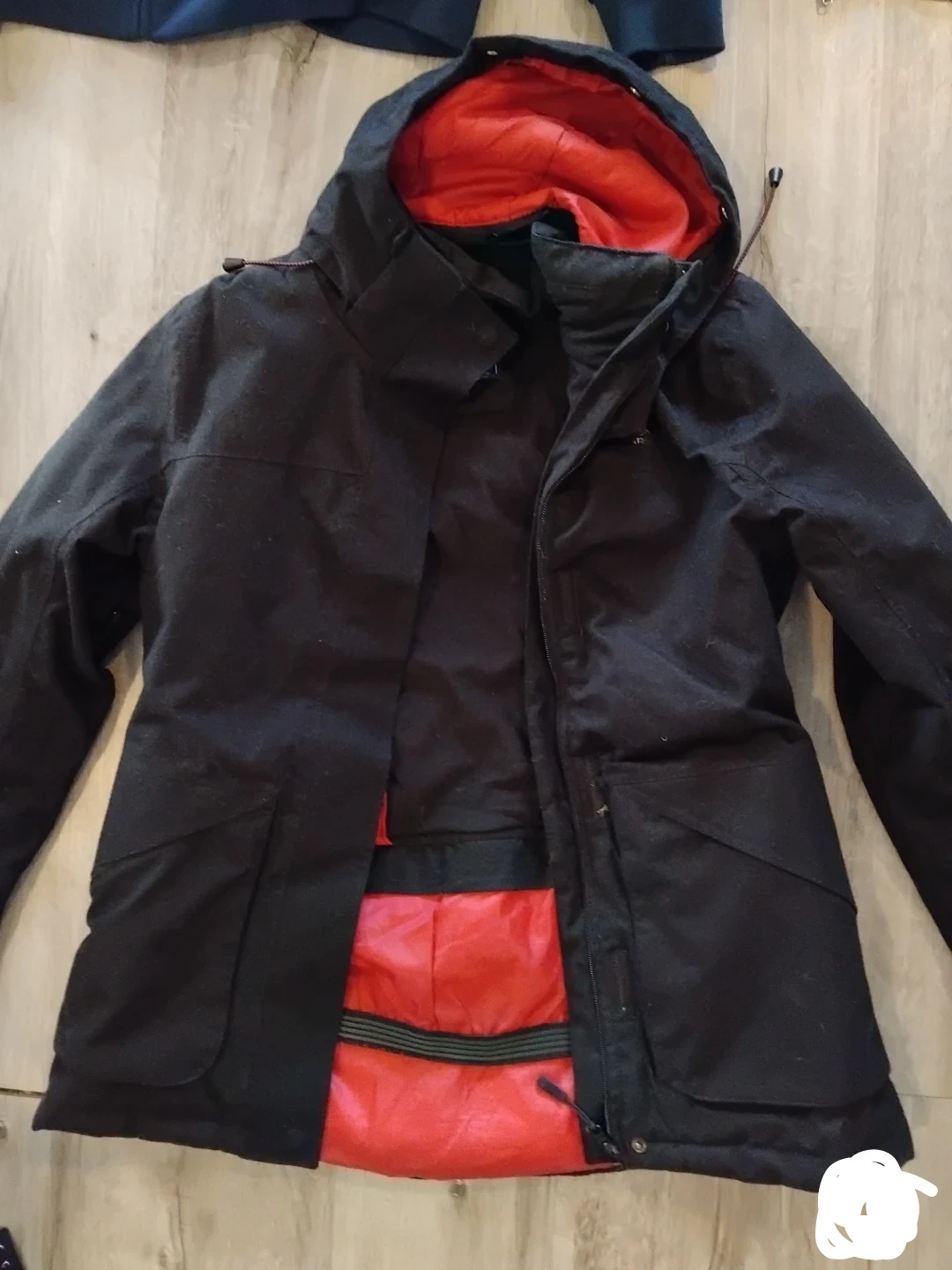Assorted Women's Jackets and Hoodies - photo 4