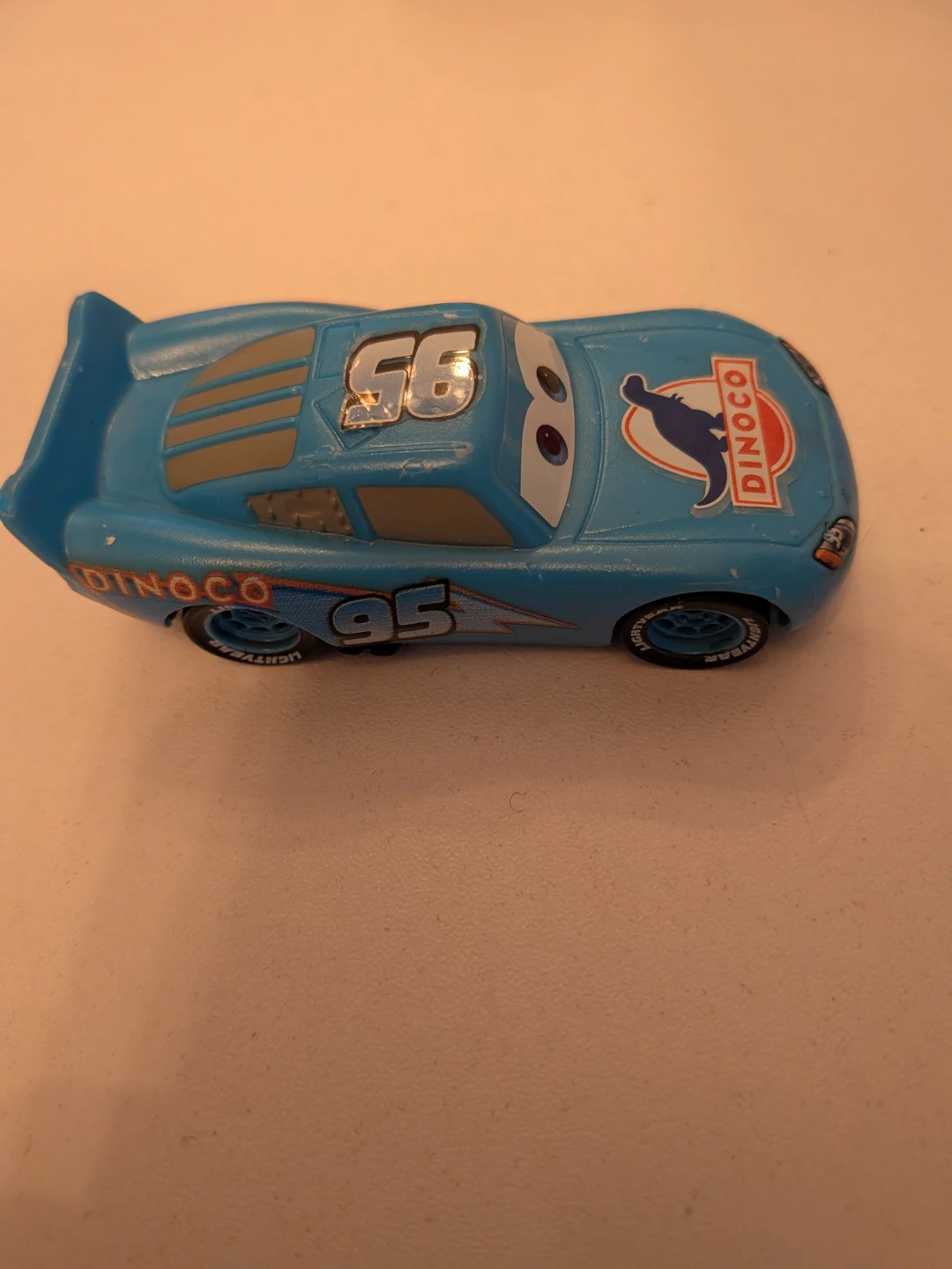 Disney Pixar Cars Lightning McQueen Dinoco Diecast - photo 2