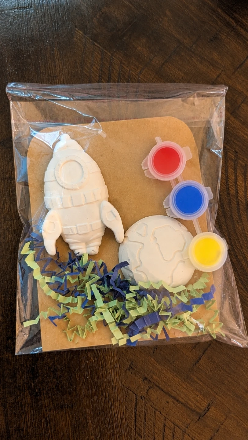 🚀 Space Paint Your Own Kit