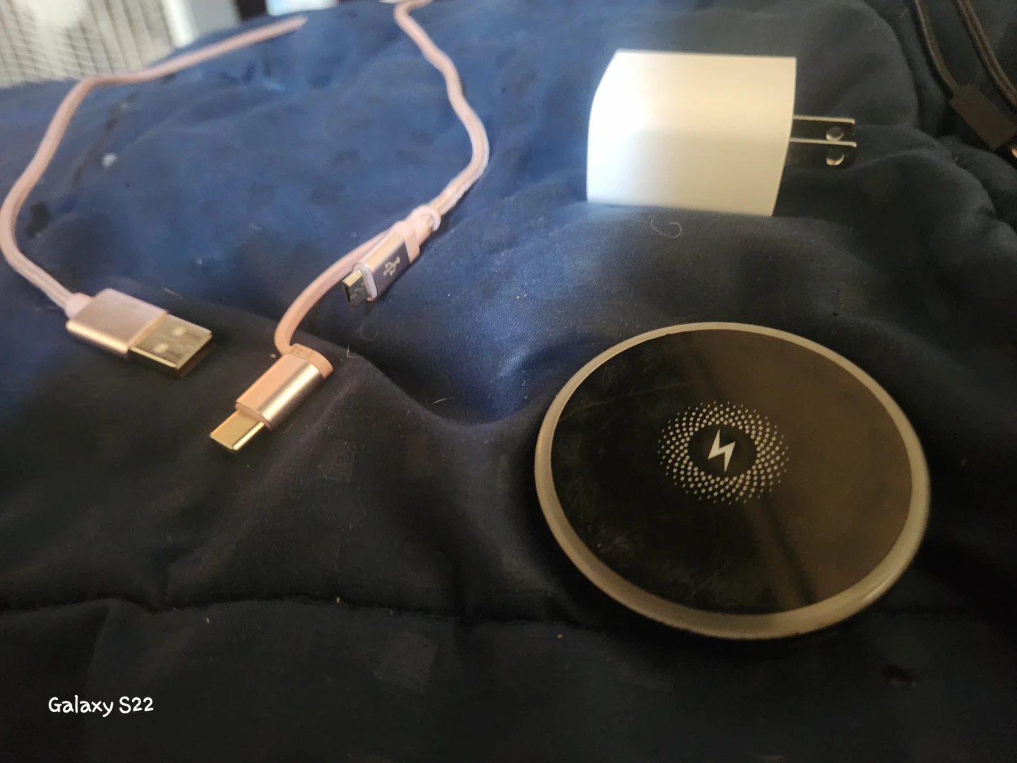 Wireless Charging Pad with Power Adapter - photo 5