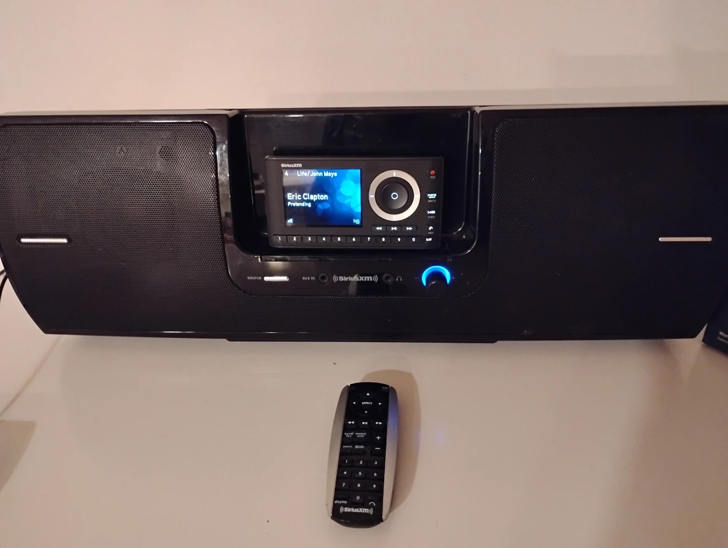 SiriusXM Onyx Satellite Radio and Docking Station - photo 2
