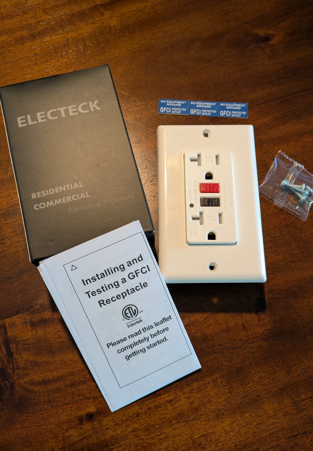 20 amp GFCI RECEPTACLE KIT (Brand New) - photo 3