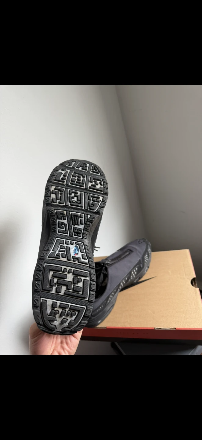 Black Nike Air Max SNDR - photo 2