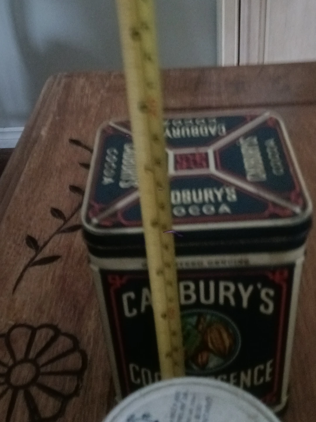 🏈Vintage Cadbury's Cocoa Tin - photo 3