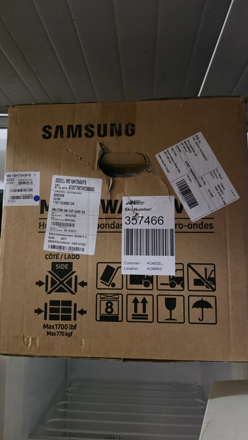 Samsung Over The Range Microwave Oven ME18H704SFS - photo 4