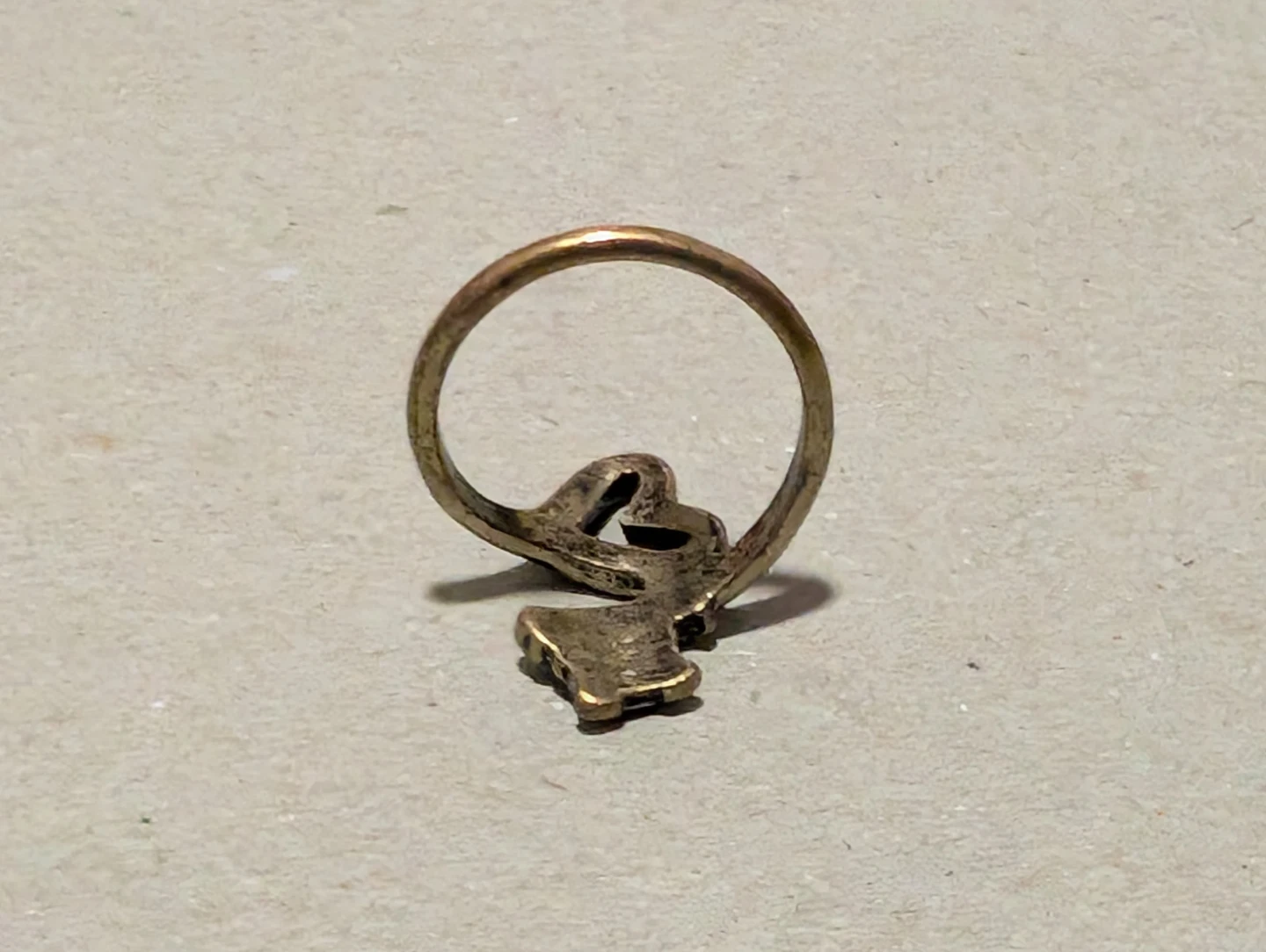 Jewellery: Heart and Key gold-tone ring - photo 2