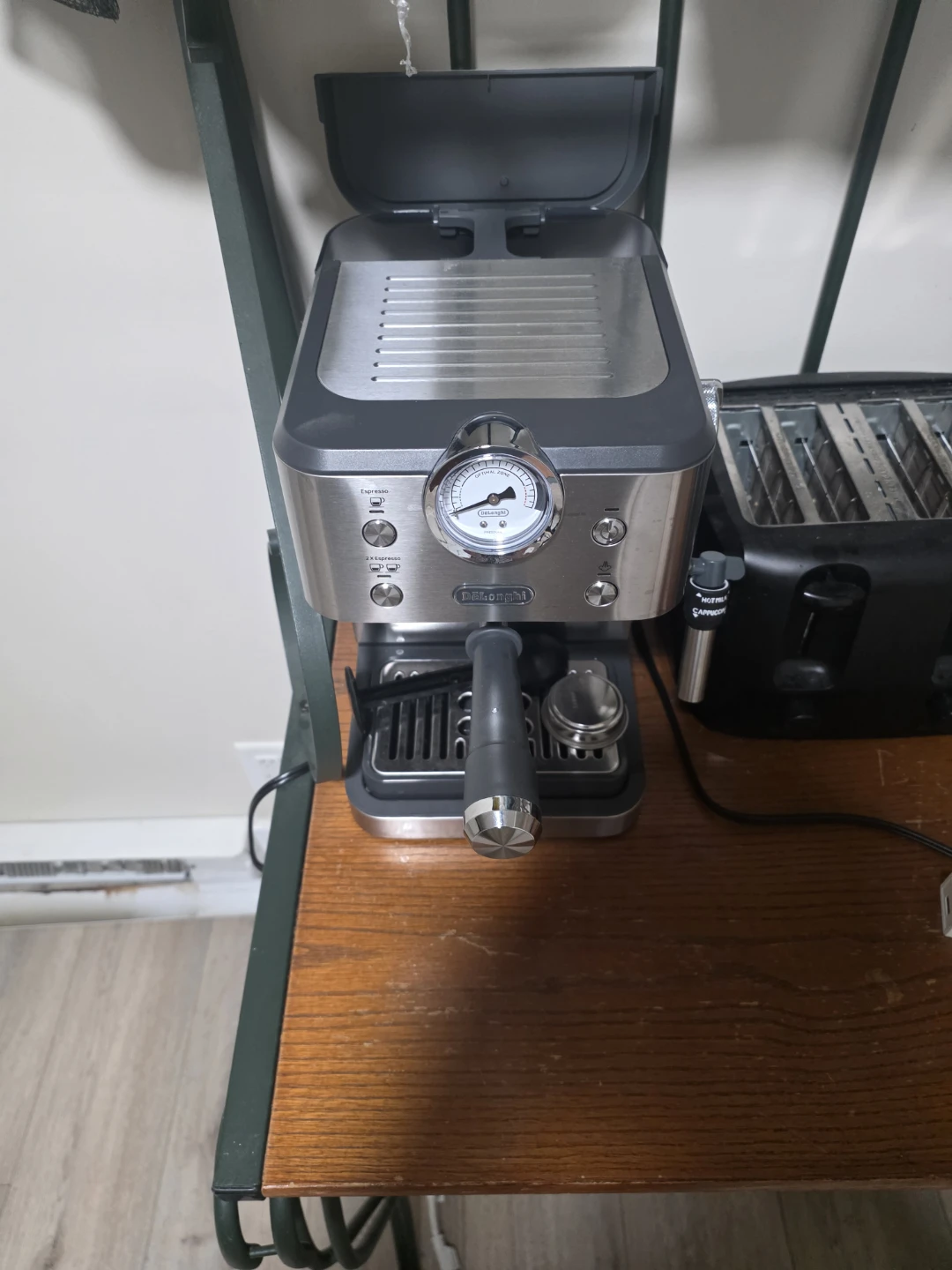 De'Longhi Espresso Machine - photo 3