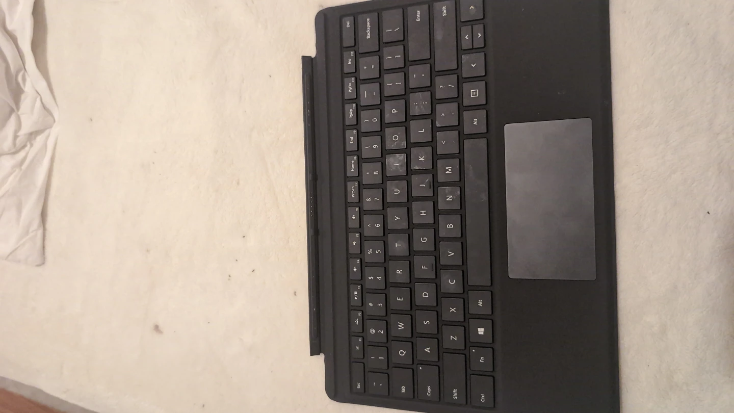 Microsoft Surface Pro Signature Keyboard