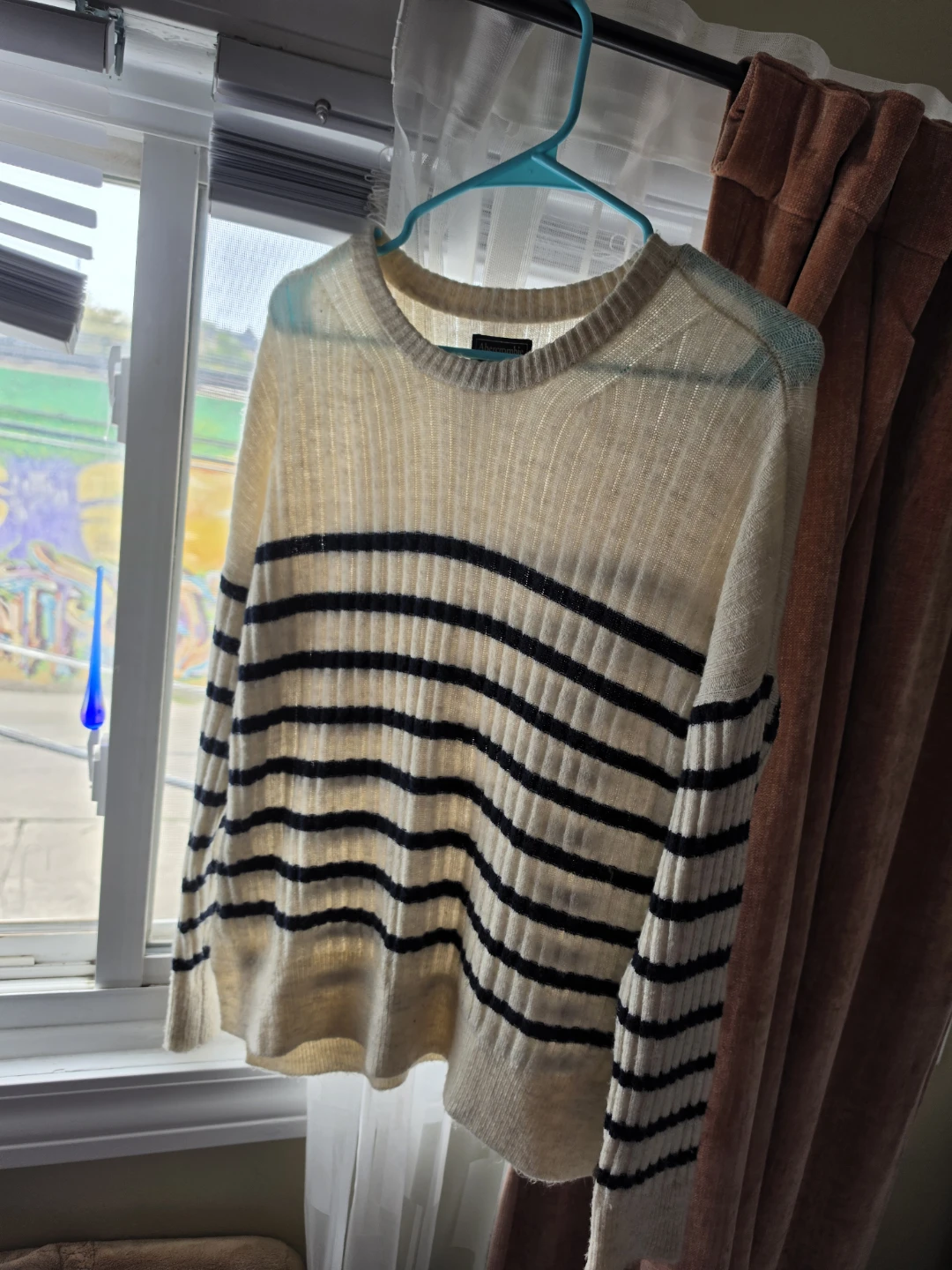 Abercrombie sweater size S