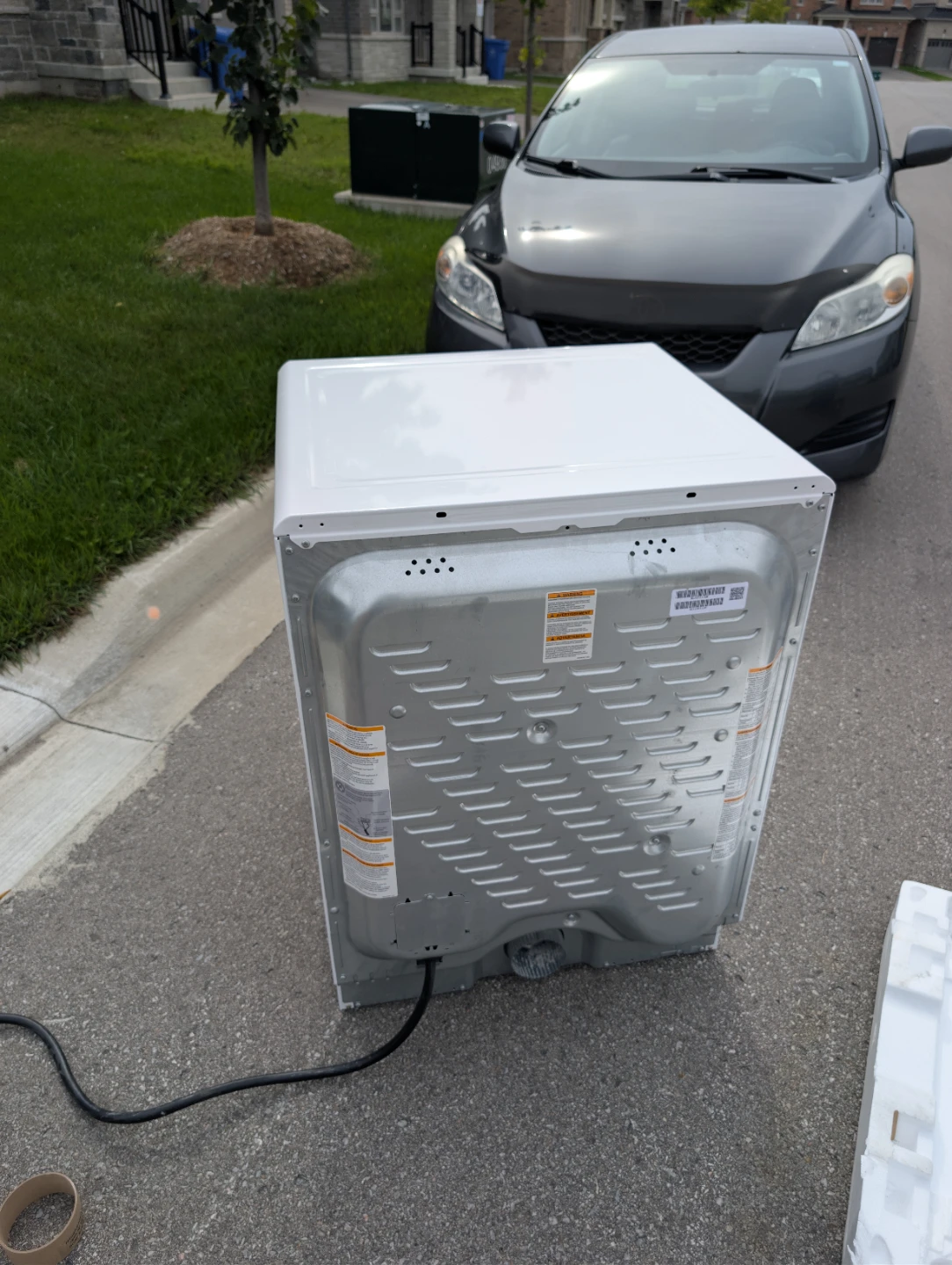 Electrolux electric dryer for sale $150 - photo 3