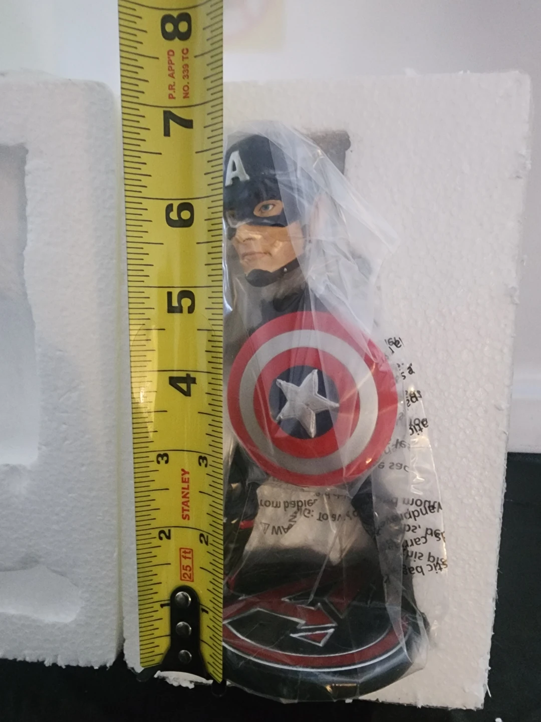 NECA Marvel Avengers Captain America Headknocker - photo 5