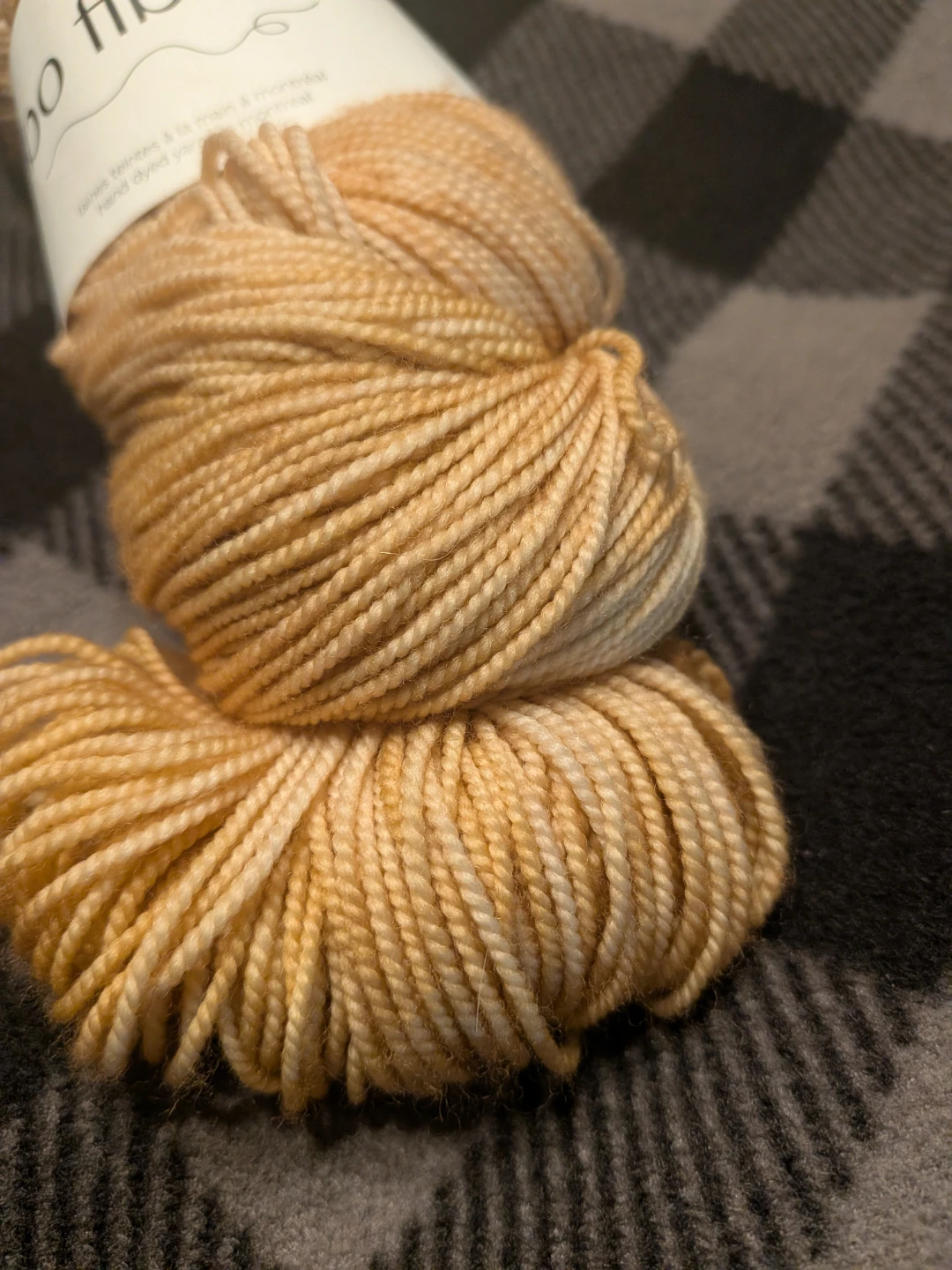 Bo Fibres Hand Dyed Yarn cream caramel 393 yrds - photo 3