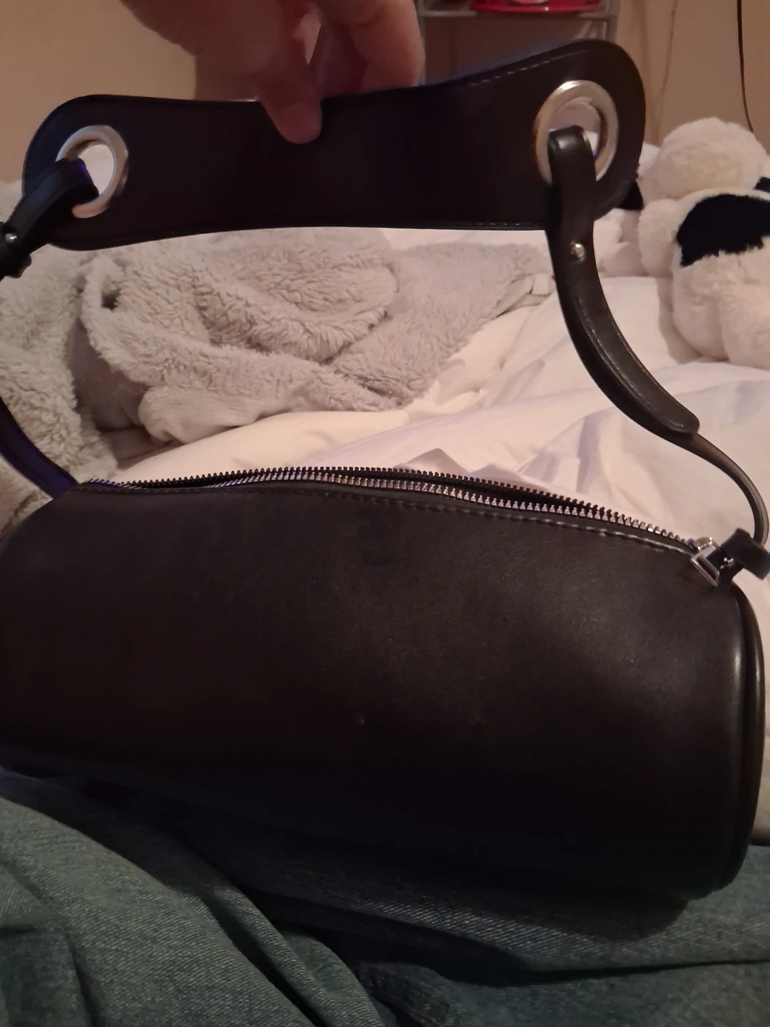 Black barrel shoulder bag - photo 3