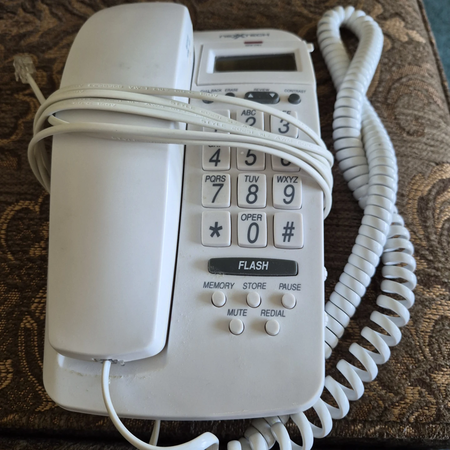 Nexxtach corded landline phone - photo 2