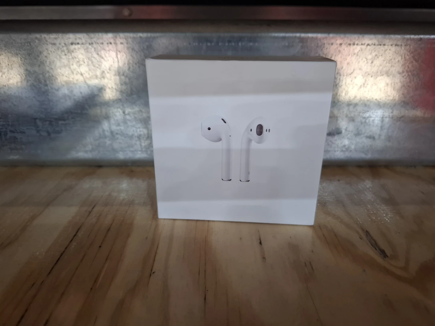 Broken Case Airpods Gen 2