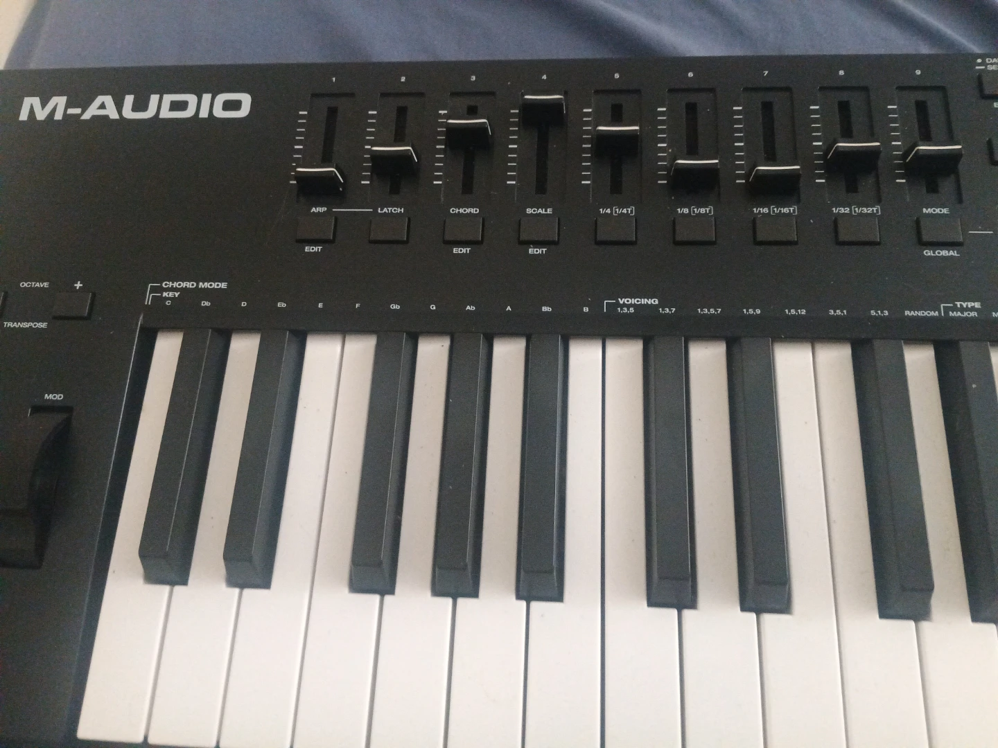 M-Audio Oxygen Pro 61 Keyboard Controller - photo 2