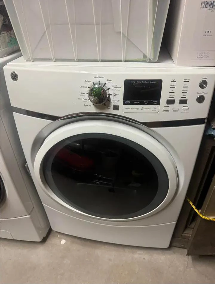GE Steam Dryer with Vibration Control - photo 3