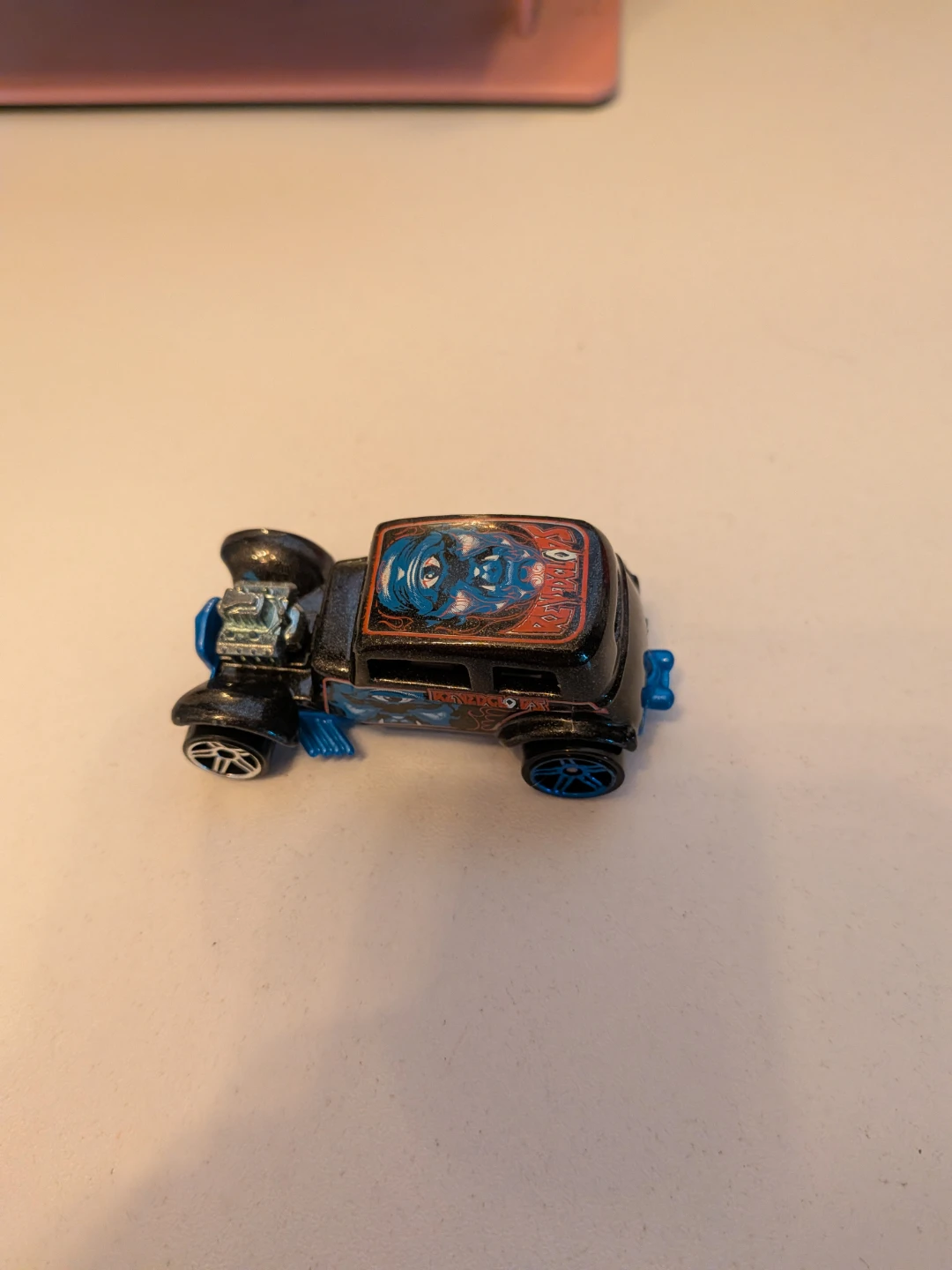 Hot Wheels Revved Up Die-cast Car - photo 2