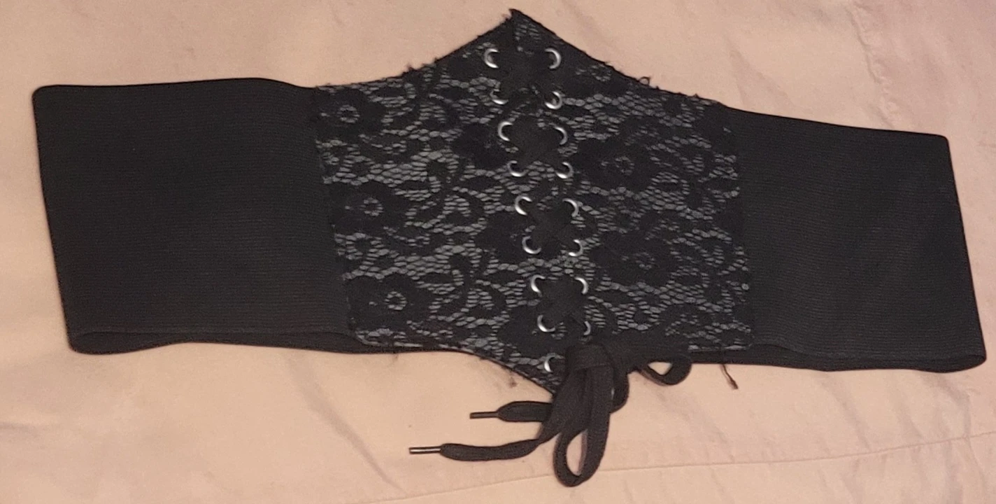 Black lace corset-style waist belt