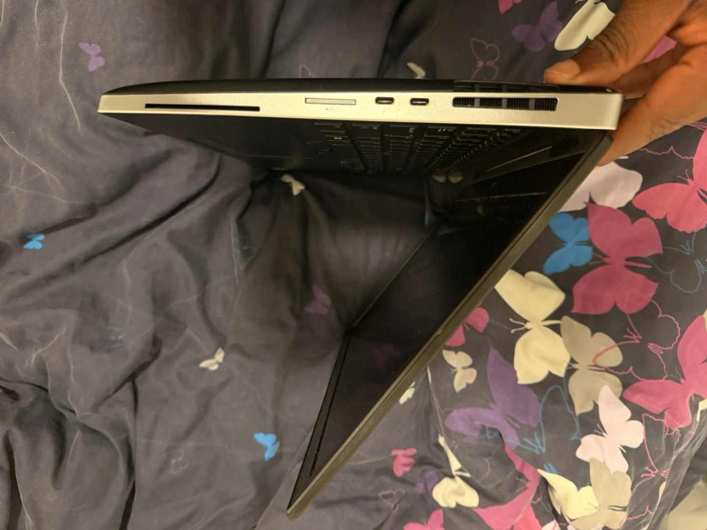 URGENT SALE Dell Precision 7530 i7, 32gb RAM, 512gb SSD, 4gb GC - photo 3