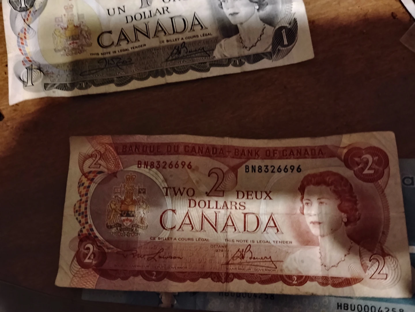 Vintage Canadian 2 Dollar Banknote🏈