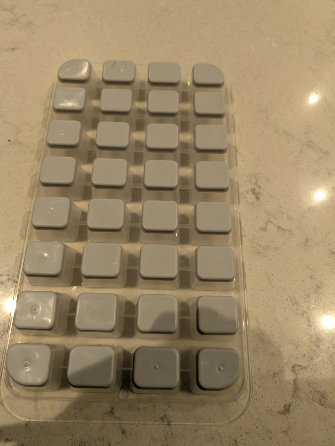 Clear Plastic Ice Cube Tray - photo 2