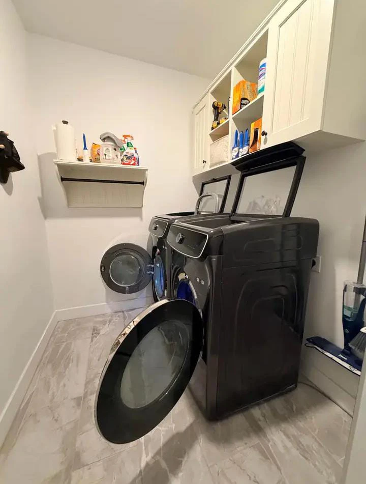 Samsung Washer and Dryer Set - photo 4