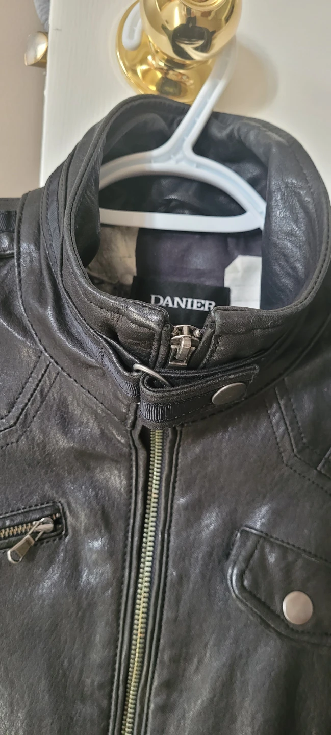 Danier Italian Leather Jacket - 2XS - photo 2