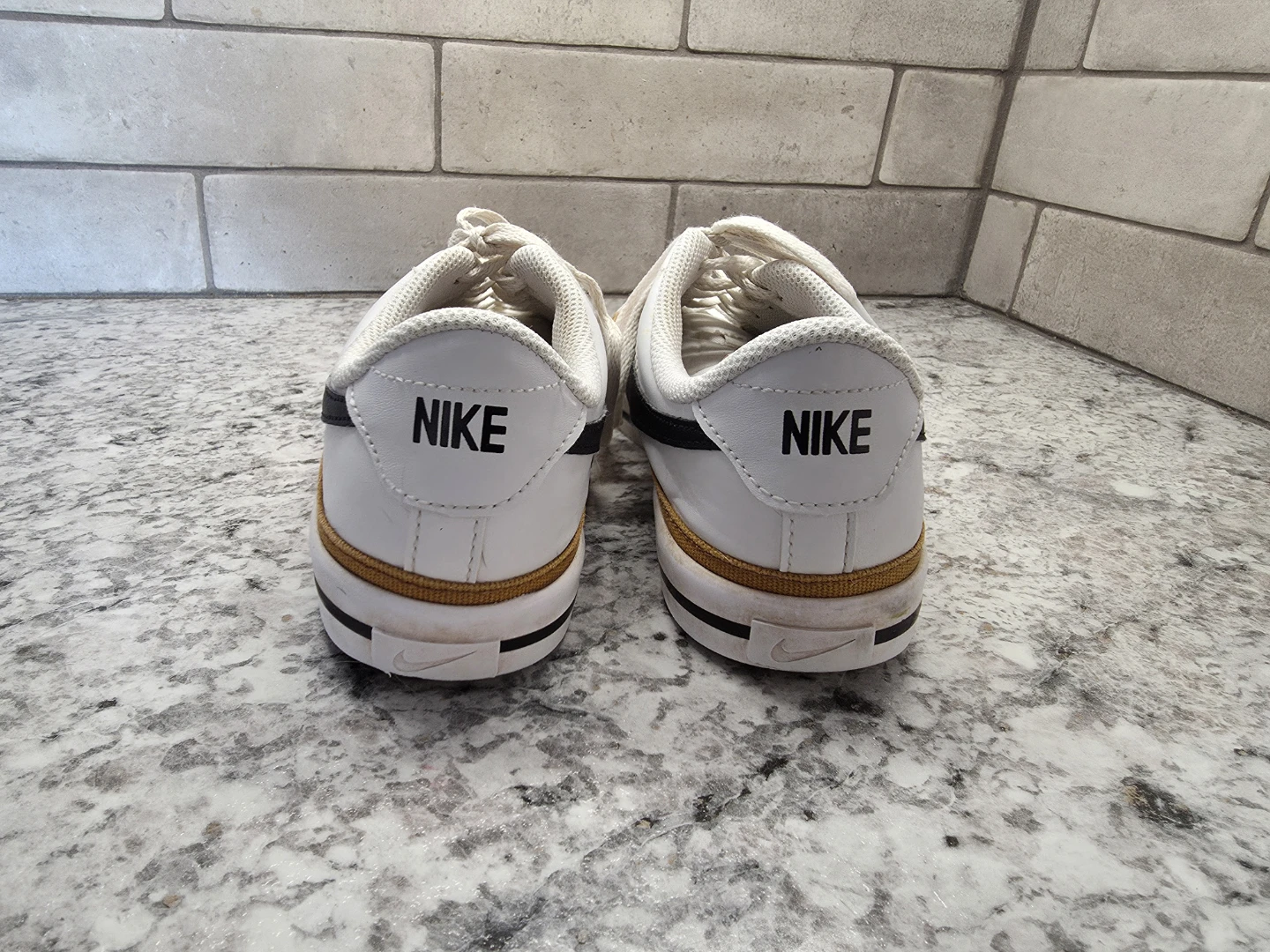Kids Size 6 Nike Court Legacy Sneakers - photo 4