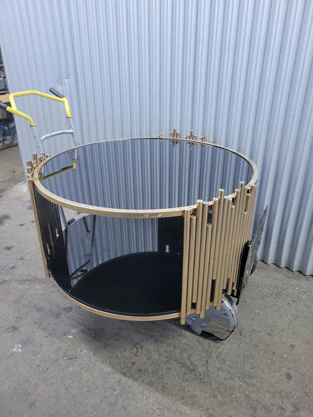 Modern Gold and Black Circular Accent Table - photo 2