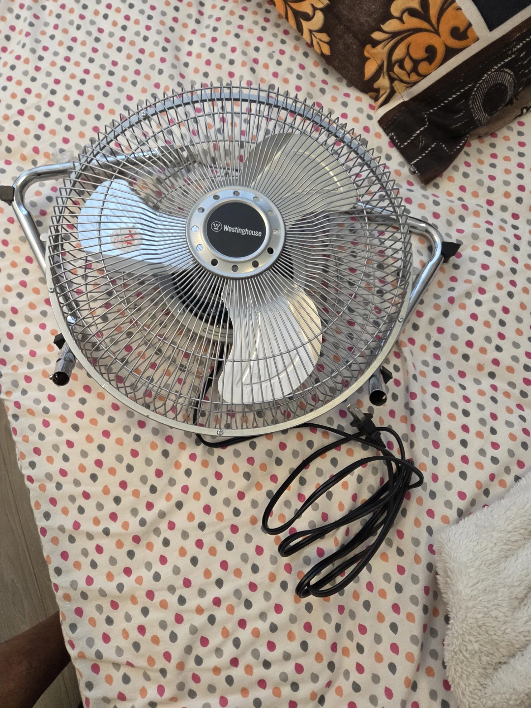 Westinghouse Silver Floor Fan - photo 3