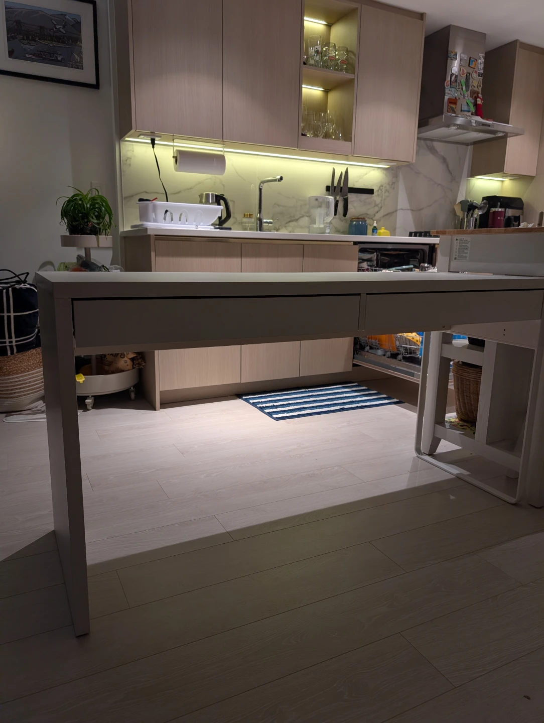 Ikea desk - photo 4